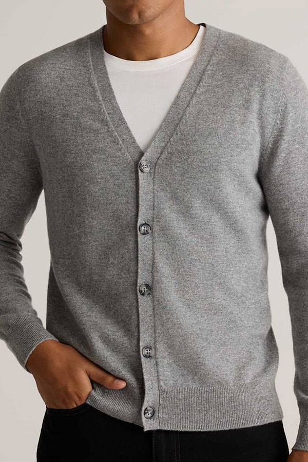 Button-Up Cardigans wear